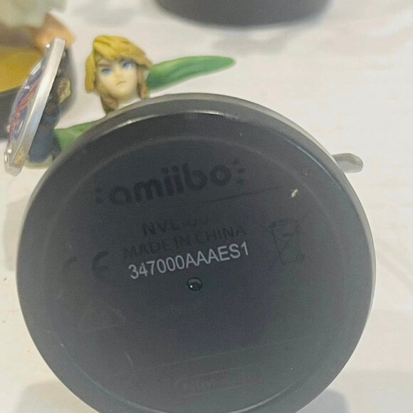 SUPER SMASH BRO NINTENDO AMIBO~Link~ Street Fighter Ry4~ Corrin Player~and MORE - Picture 6 of 14